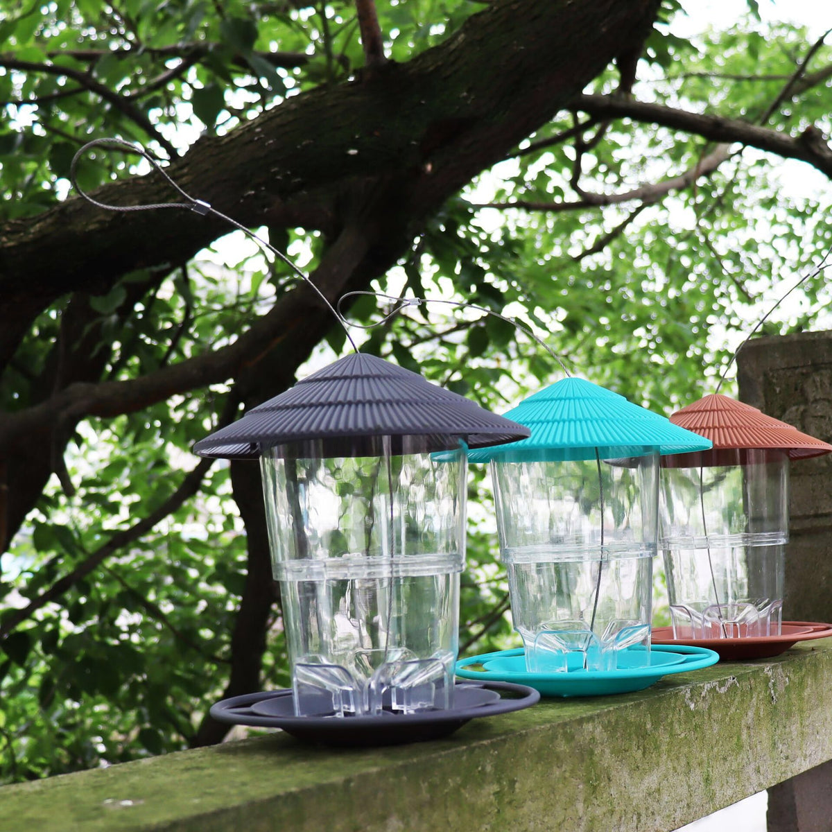 Multi-Functional Outdoor Hanging Automatic Bird Feeder Lazy Bird Feeding Device for Cross-Border Supply